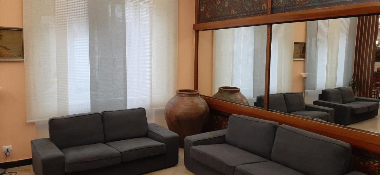 George Hotel Barcellona-Pozzo di Gotto Ngoại thất bức ảnh