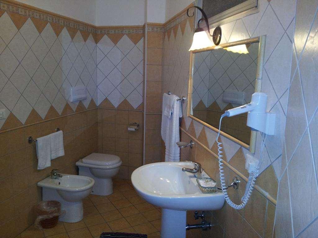 George Hotel Barcellona-Pozzo di Gotto Phòng bức ảnh